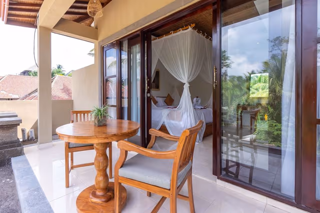 Studio with Balcony