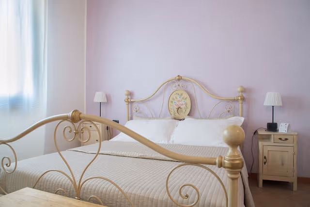 Classic Double Room, 1 Double Bed, Private Bathroom, Park View