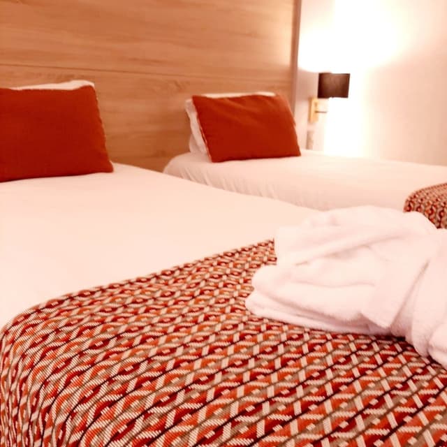 Premium Twin Room, 2 Twin Beds, Private Bathroom, Garden View
