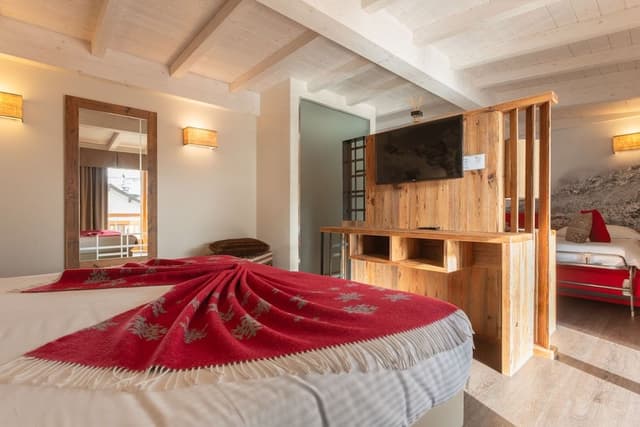 Panoramic Suite, Terrace, Mountain View