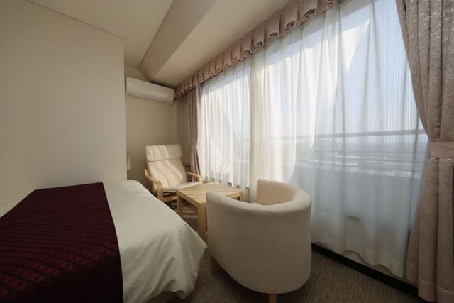 Standard Double Room, Smoking