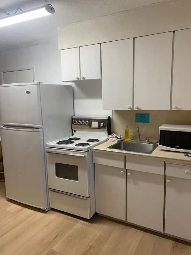 Economy Suite, 2 Queen Beds