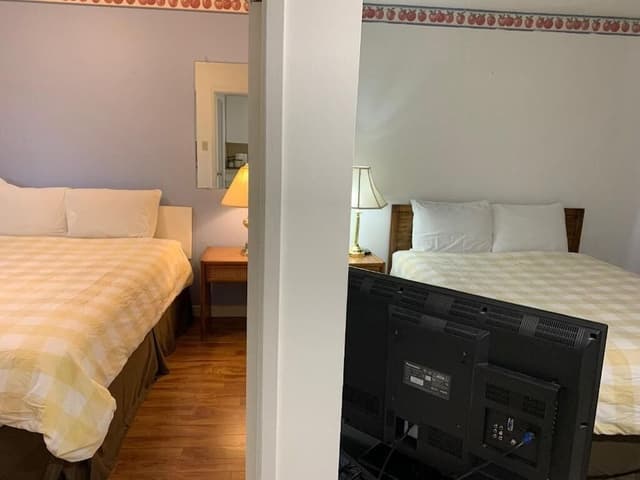 Economy Suite, 2 Queen Beds
