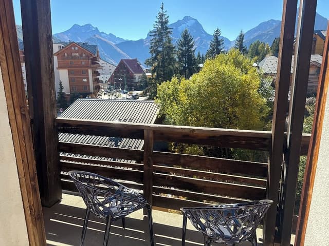 Classic Double Room, Balcony, Mountain View