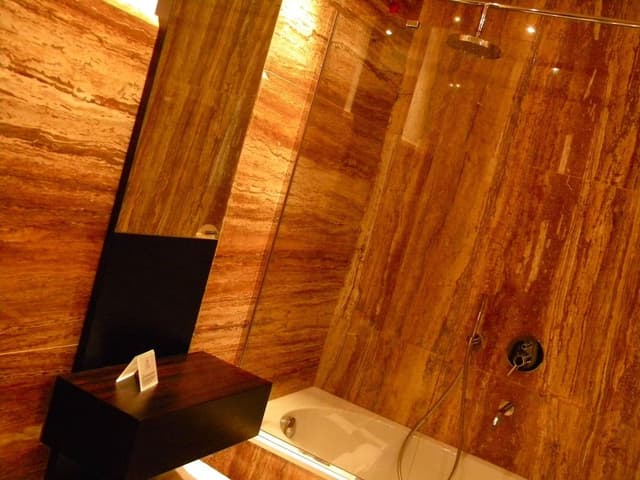 Deluxe Suite, 1 Bedroom, Balcony, City View