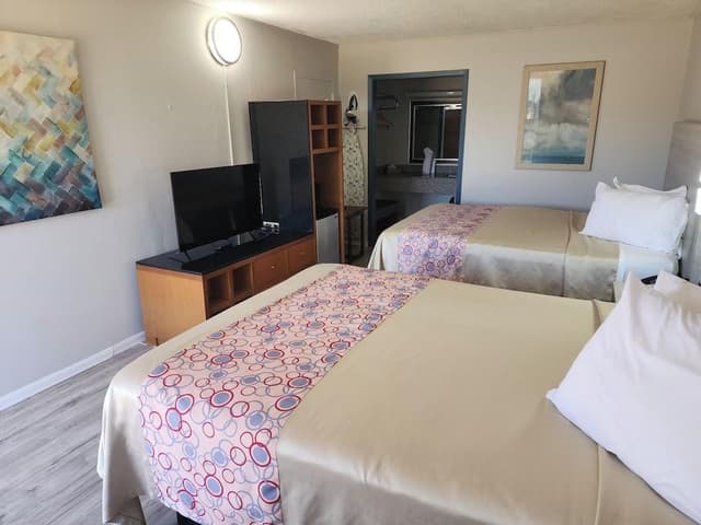 Classic Room, 2 Queen Beds