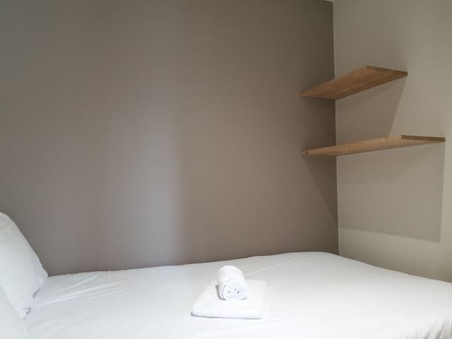 2 bedroom suite for 3
