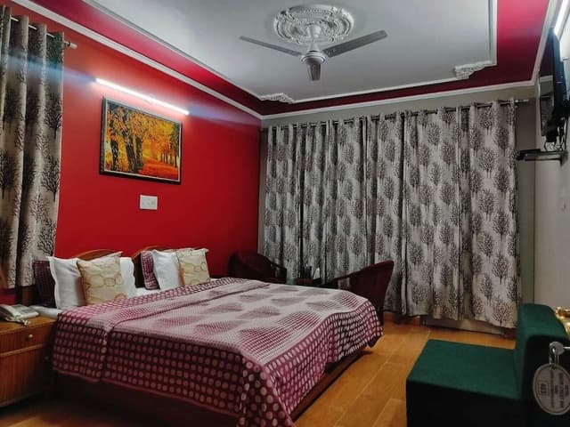 Classic Double Room