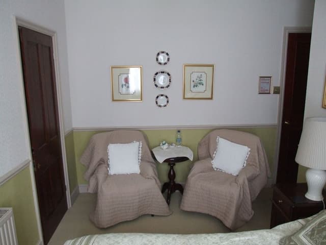 Double Room, Ensuite (Room 3 Double with Bath)