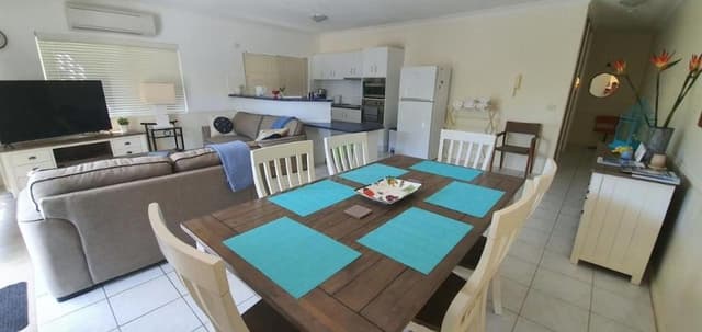Deluxe Apartment, 2 Bedrooms, Balcony, Beach View
