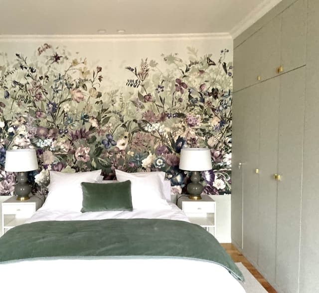 Deluxe Room (Charlotte)