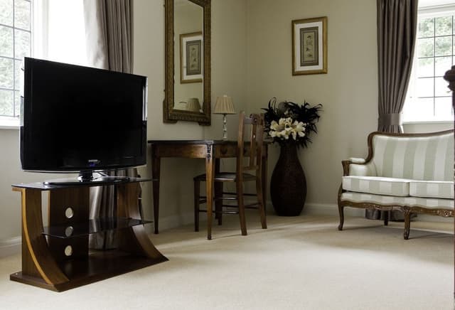Suite, 1 King Bed (Whitwell)