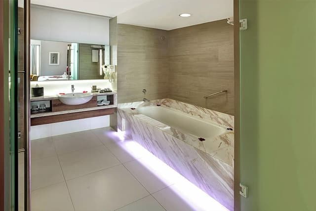 Junior Suite, 1 King Bed