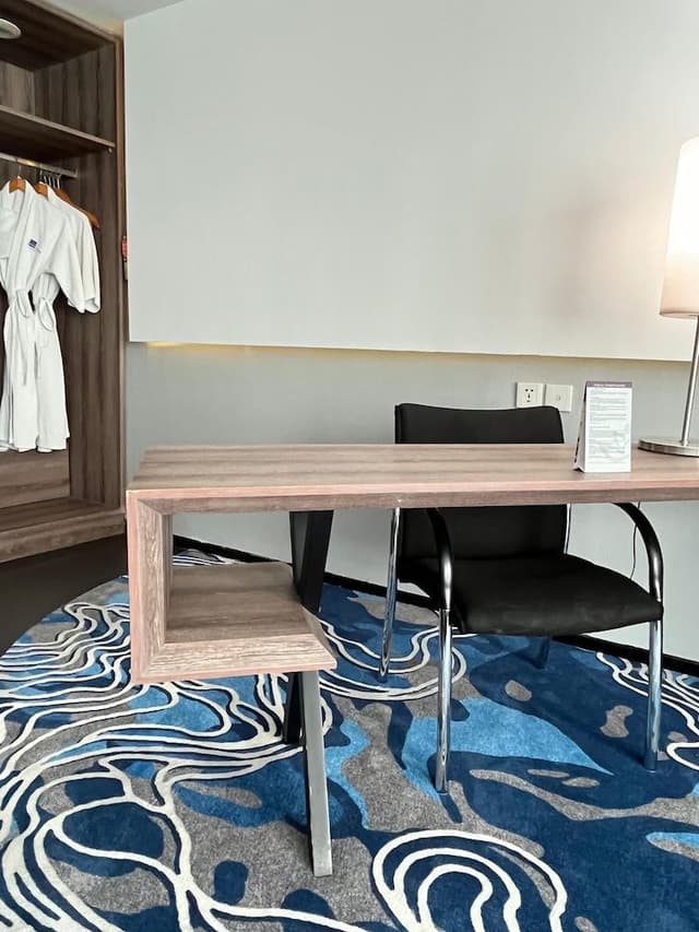 Executive Room, 1 King Bed