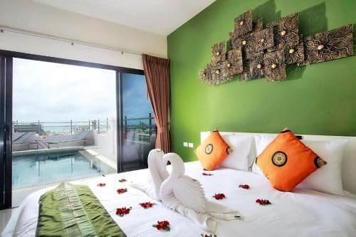 Three-Bedroom Penthouse with Pool