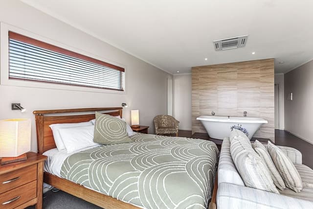 Bridge Suite