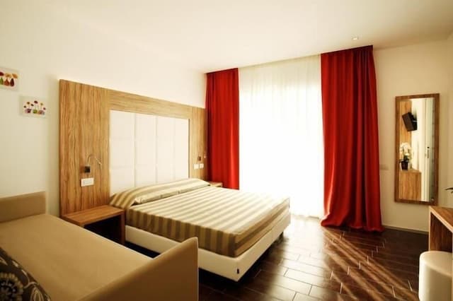 Triple Room, Balcony