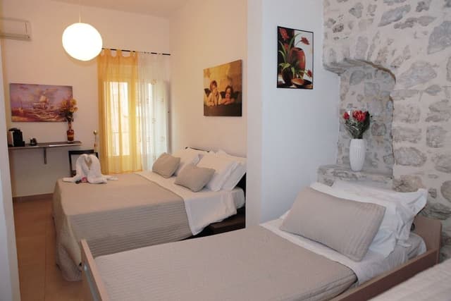 Triple Room