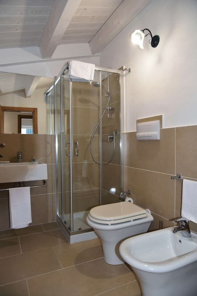 Double Room, 1 Queen Bed