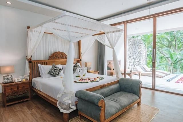 River Pool Villa