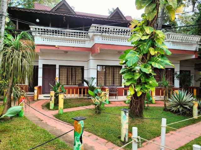 Standard AC Garden View