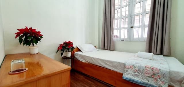 Panoramic Single Room, 1 Large Twin Bed, City View
