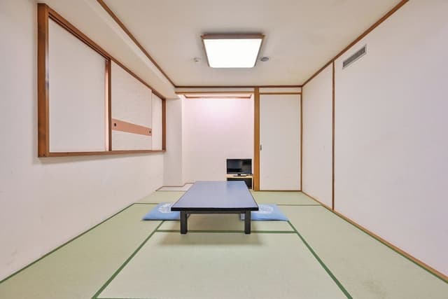 Japanese-Western style room, Twin Futon(Non-smoking)
