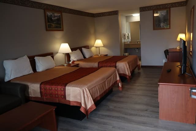 Standard Room, 2 Queen Beds