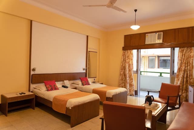 Deluxe Partial Sea View Balcony Room