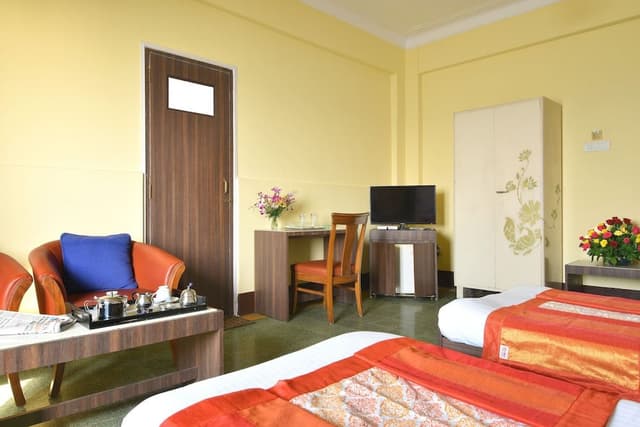 Deluxe Sea View Balcony Room