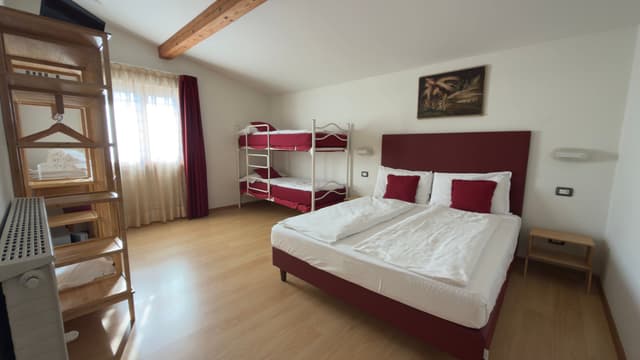 Classic Quadruple Room