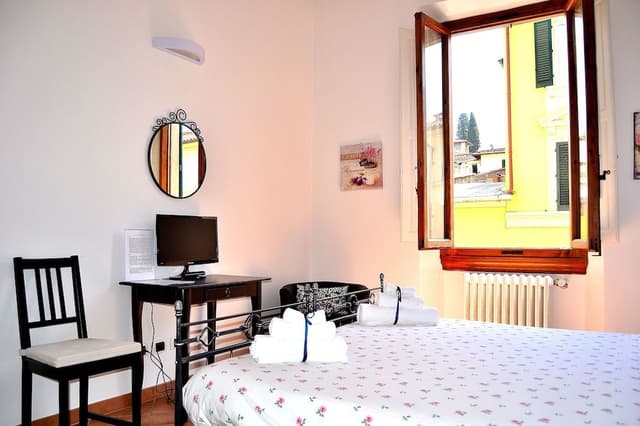 Double or Twin Room, Private Bathroom (esterno)