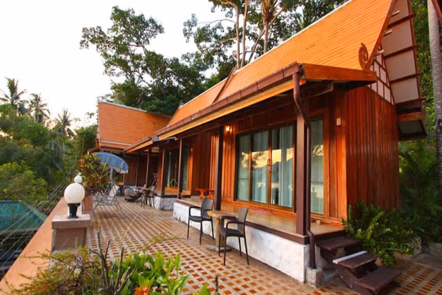 Deluxe Thai Villa Sea View