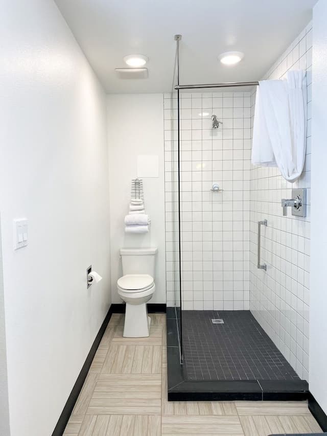 Standard Room, 2 Queen Beds (Dog Friendly)