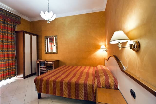 Basic Double Room, 1 Double Bed