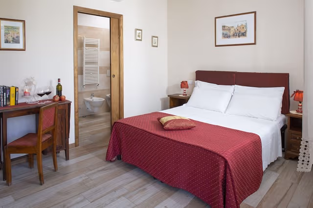Classic Double Room