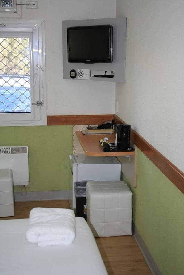 Room, Multiple Beds