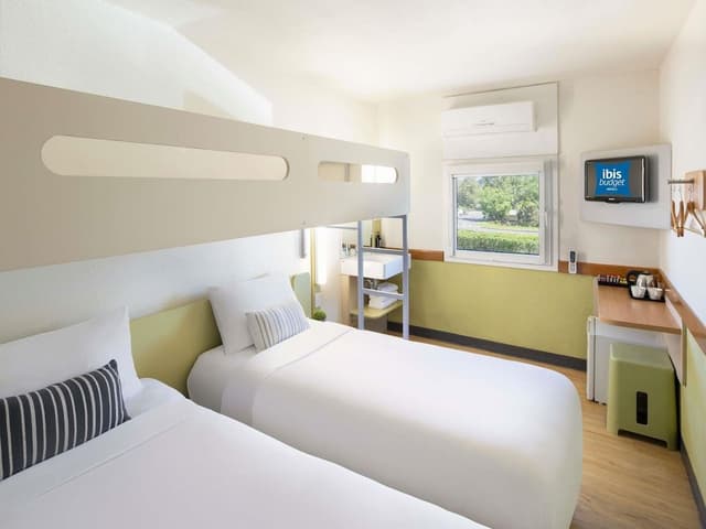 Room, 3 Twin Beds