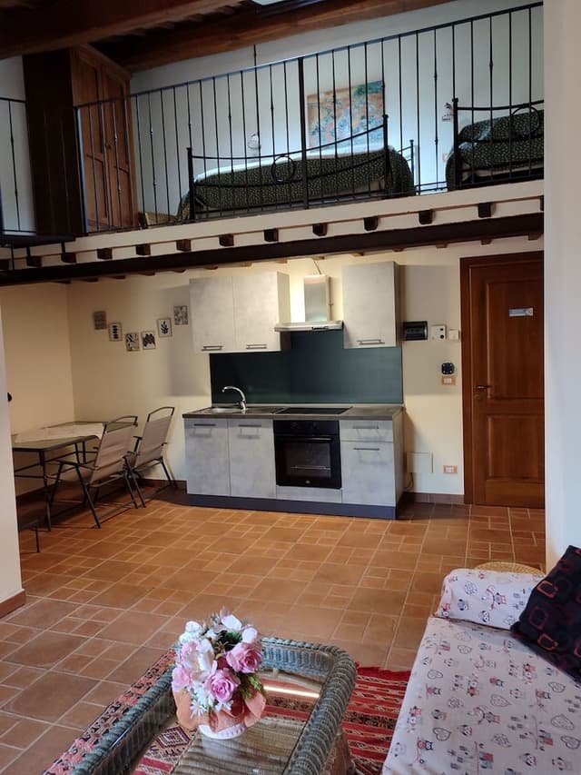 Family Duplex, Balcony