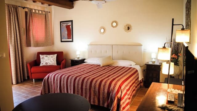 Camera Comfort con Letto Matrimoniale o 2 Letti Singoli 2