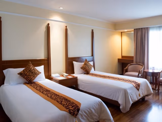 Superior