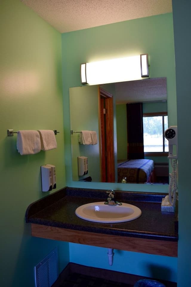 Deluxe Room, 1 King Bed