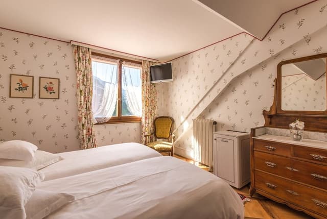 Double Room (Small)