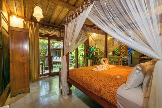 Deluxe Villa, 1 Bedroom, Pool View, Garden Area