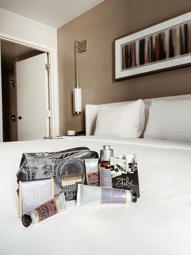Room, 1 King Bed, Accessible Bathtub