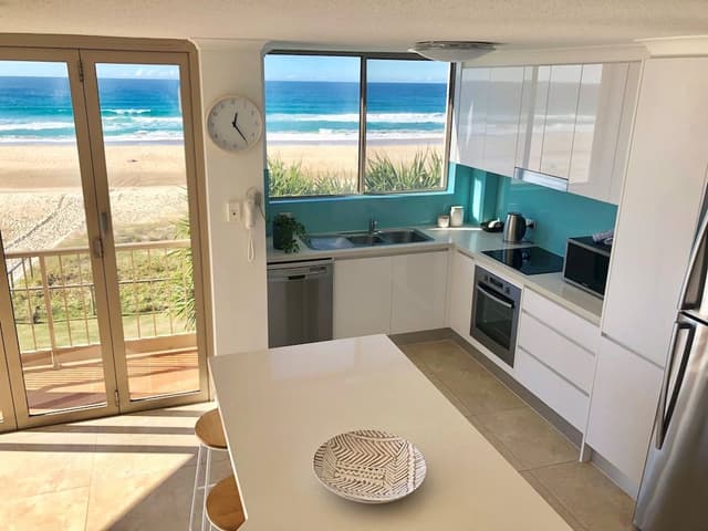 Three Bedroom Apartment Beachfront