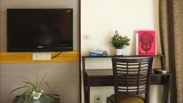 Royal Studio, 1 Bedroom, Kitchen, Corner