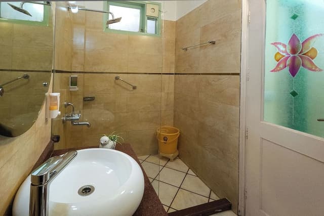 Royal Studio, 1 Bedroom, Kitchen, Corner