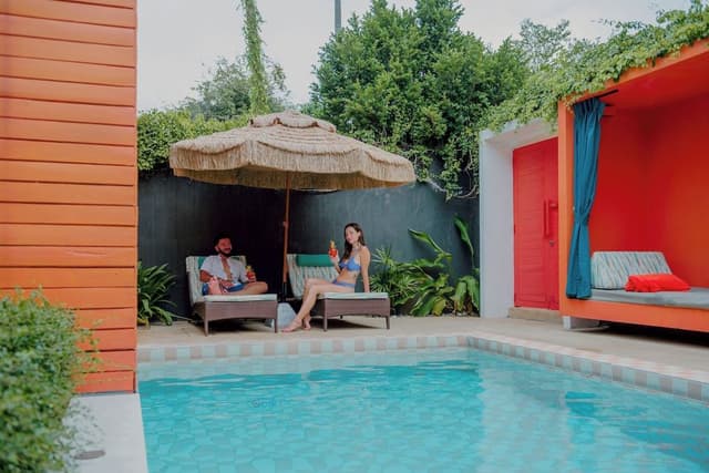 Tropical Pool Villa