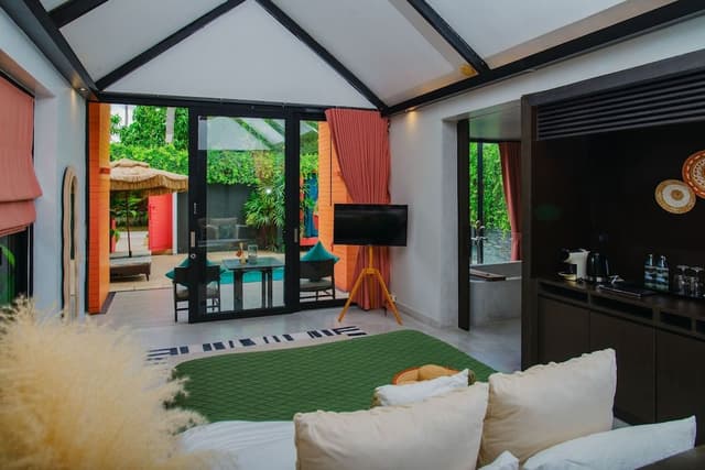 Tropical Pool Villa